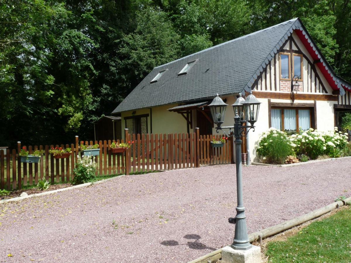 Le Clos Buyragane, Pays D'Auge Le Pin  Εξωτερικό φωτογραφία